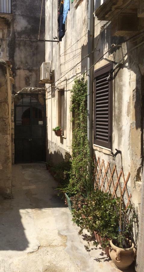 La Terrazza Sul Vicolo Acomodação com café da manhã Syracuse Exterior foto