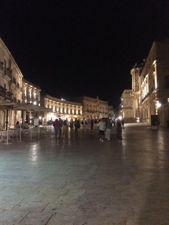 La Terrazza Sul Vicolo Acomodação com café da manhã Syracuse Exterior foto